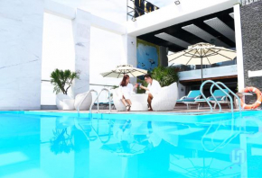 Le Hoang Beach Hotel Danang
